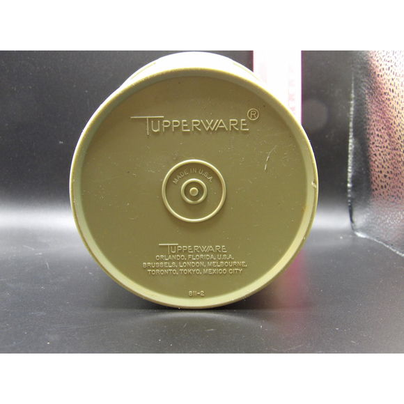 Tupperware Vintage Tea Canister Container Green - Picture 2 of 3